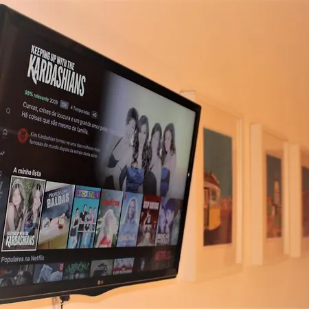 Cosy Bed & Breakfast Sacavém