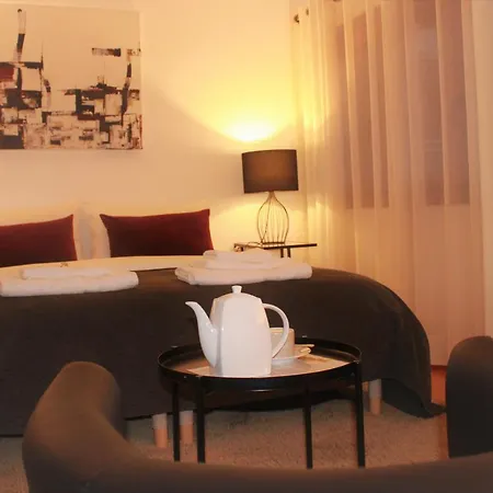 Cosy Homestay *