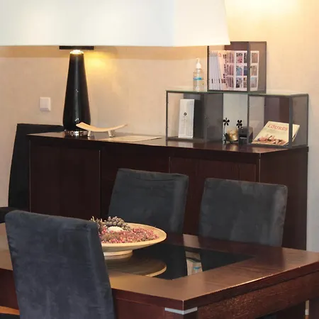 Cosy Homestay *