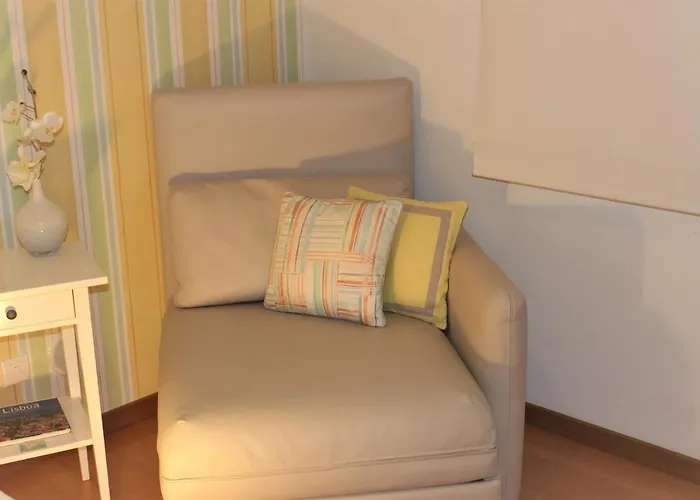 Cosy Bed & Breakfast Sacavém