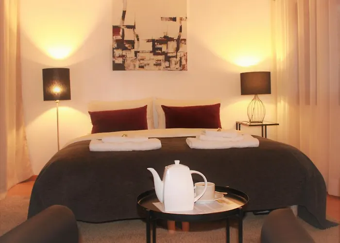 Bed & Breakfast Cosy Sacavém